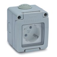   Famatel Vízmentes dugalj, falon kivüli, 16A-250V, szürke, IP55