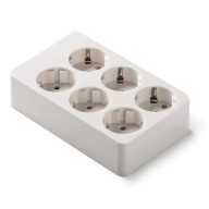   Famatel Földelt Szerelhető Elosztó - Hatos, Tégla / 16A-250V