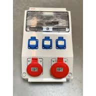   Famatel Szerelt 12 mod. szekrény 3db HT, 1db 5P16A,1 db 5P32A