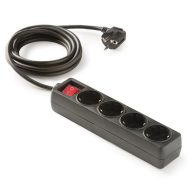   Famatel Hosszabbító 4-es 1,5 m vez+kapcsoló 16A-250V fekete