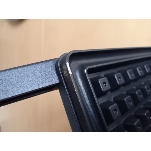 OUTLET Gofrisütő - 1600W, Fekete